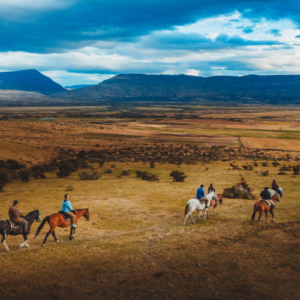 Cerro Frias - Passeios a cavalo